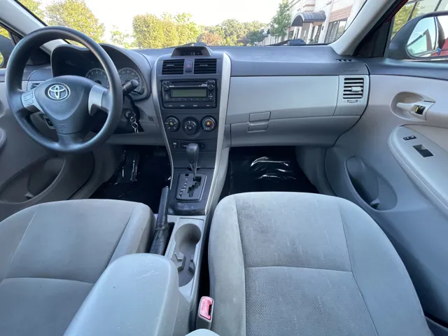 2013 Toyota Corolla L - Photo 16