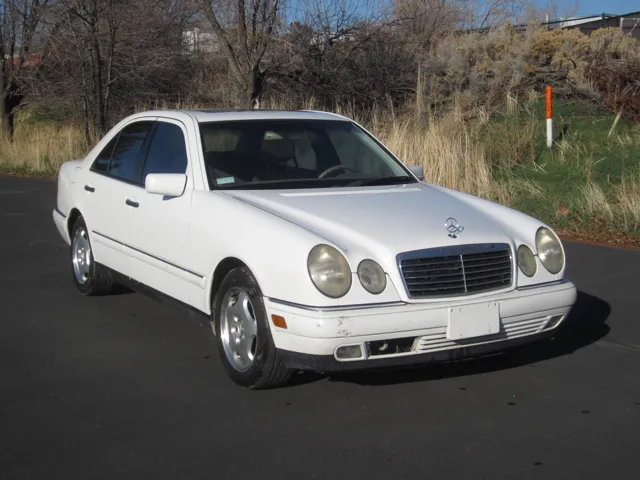 1999 Mercedes-Benz E-Class Base