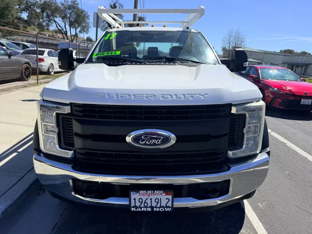 2017 Ford F-550 - Photo 10