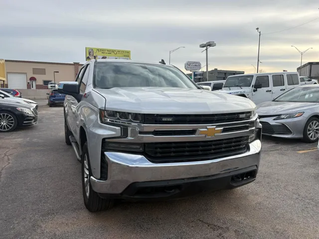 2019 Chevrolet Silverado 1500 LT - Photo 2