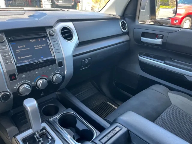2017 Toyota Tundra SR5 - Photo 8