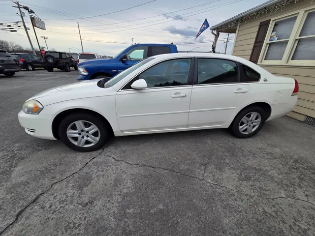 2008 Chevrolet Impala LS's photo