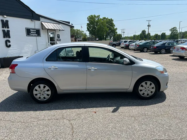2009 Toyota Yaris - Photo 2
