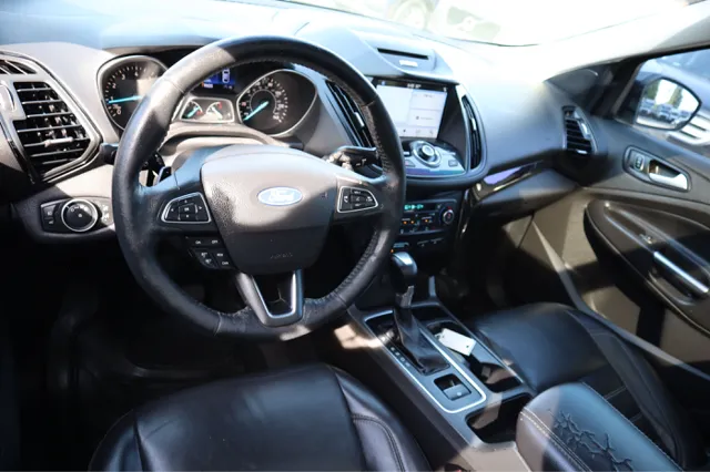 2017 Ford Escape Titanium - Photo 14