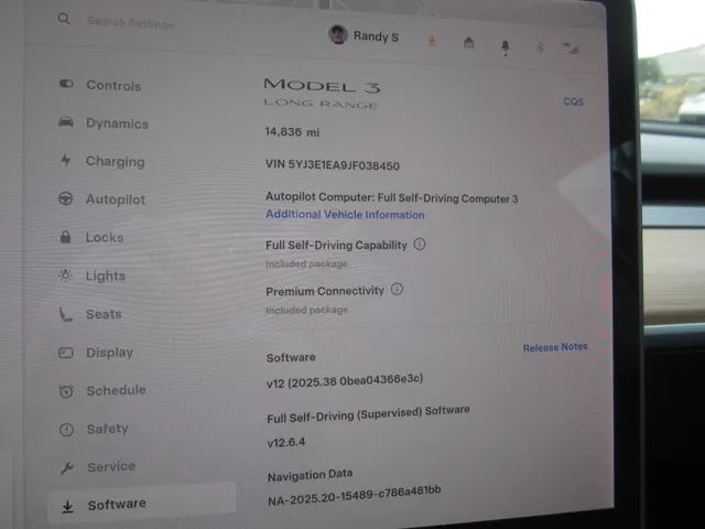 2018 Tesla Model 3 Long Range - Photo 11