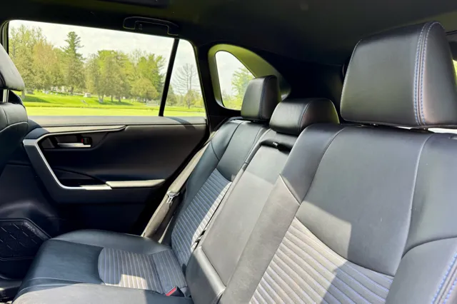 2021 Toyota RAV4 XSE - Photo 22