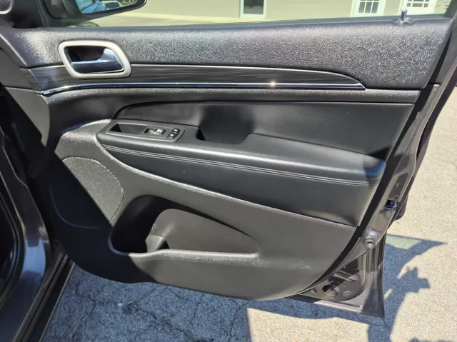 2020 Jeep Grand Cherokee Limited - Photo 24