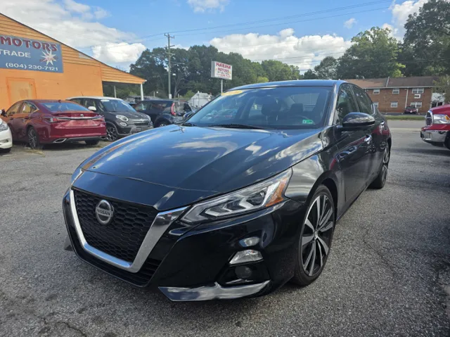 2020 Nissan Altima Platinum's photo