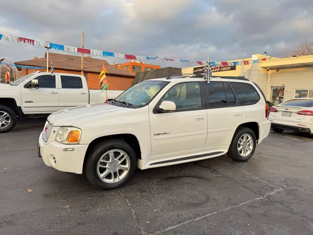 2007 GMC Envoy Denali's photo