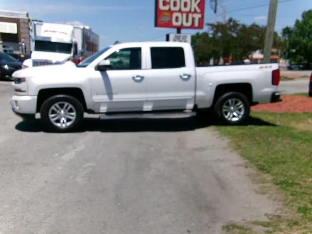 2017 Chevrolet Silverado 1500 LT Z71 4X4 Crew Cab Short Box's photo