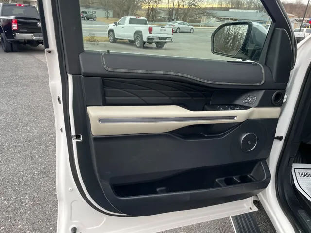 2019 Ford Expedition Platinum - Photo 12