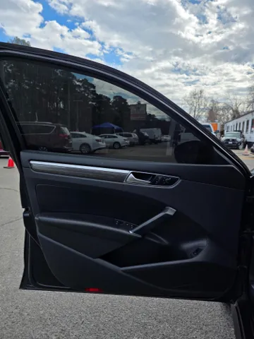 2018 Volkswagen Passat SE - Photo 10
