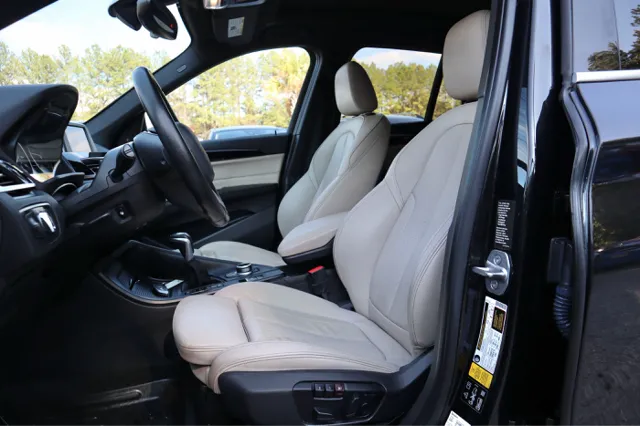 2017 BMW X1 28i - Photo 17