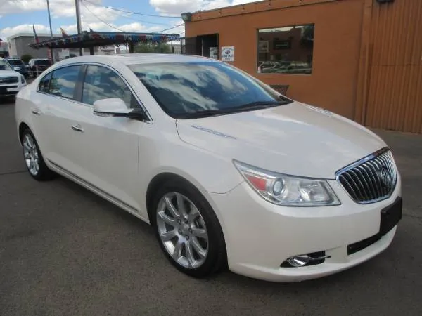 2013 Buick LaCrosse Touring's photo
