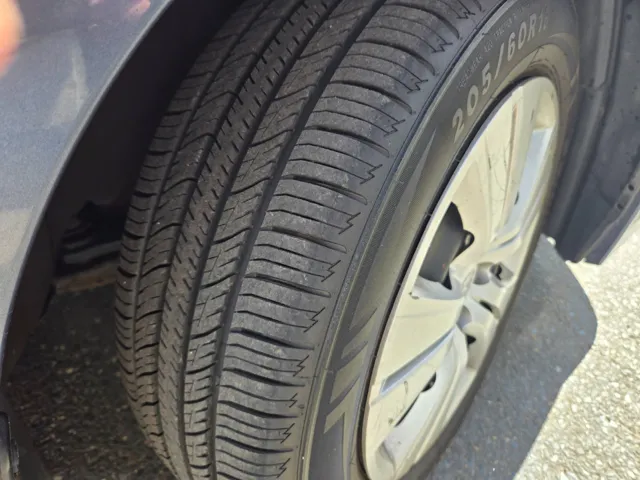 2013 Subaru Legacy 2.5i - Photo 37