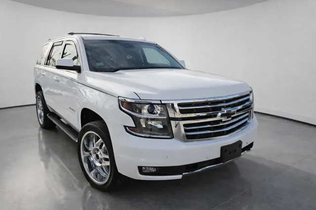 2017 Chevrolet Tahoe LT - Photo 3