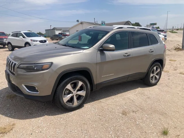2019 Jeep Cherokee Limited 4X4's photo