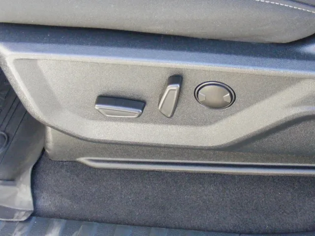 2023 Ford F-150 XLT - Photo 18