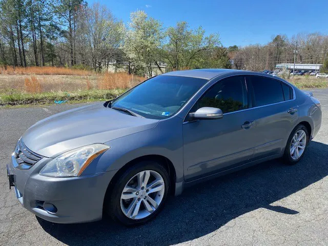 2012 Nissan Altima SR