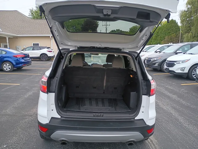 2017 Ford Escape SE photo 4