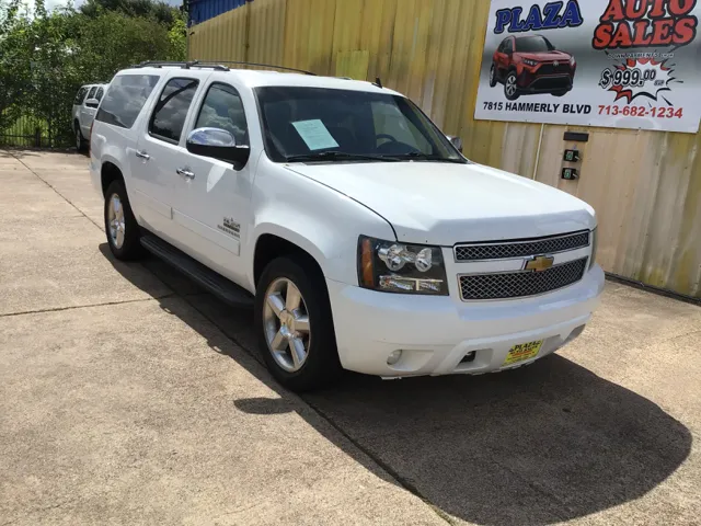 2013 Chevrolet Suburban LS - Photo 10