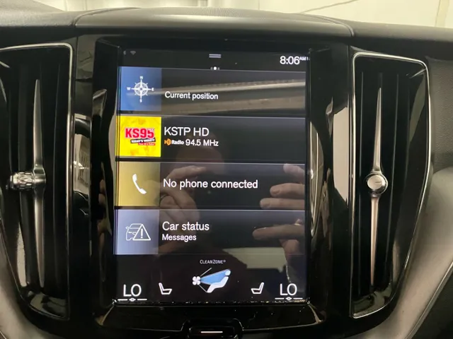 2019 Volvo XC60 Momentum - Photo 18