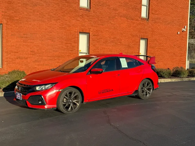 2018 Honda Civic Hatchback Sport's photo