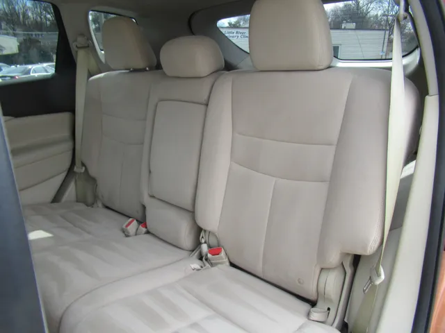 2015 Nissan Murano S - Photo 13