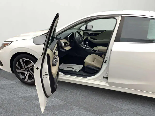 2020 Subaru Legacy Limited - Photo 21