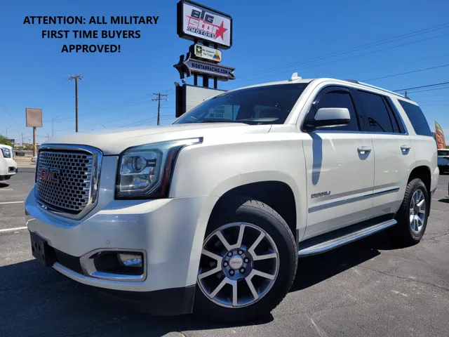 2015 GMC Yukon 4WD Denali's photo