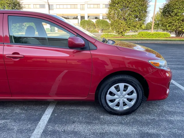 2013 Toyota Corolla L - Photo 29