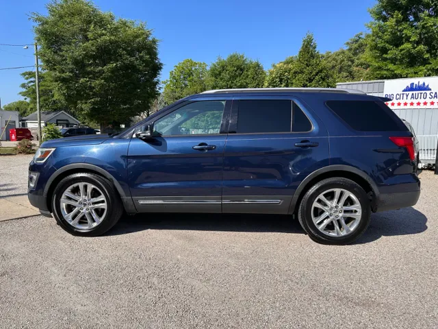 2016 Ford Explorer XLT - Photo 3