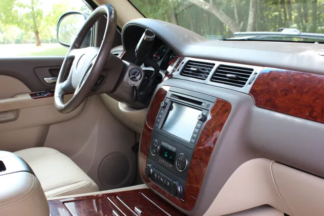 2010 Chevrolet Avalanche LTZ - Photo 39