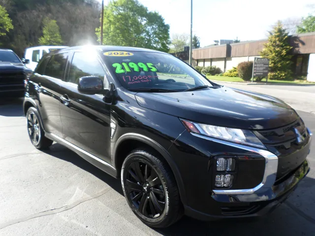 2024 Mitsubishi Outlander Sport 2.0 LE AWC CVT's photo