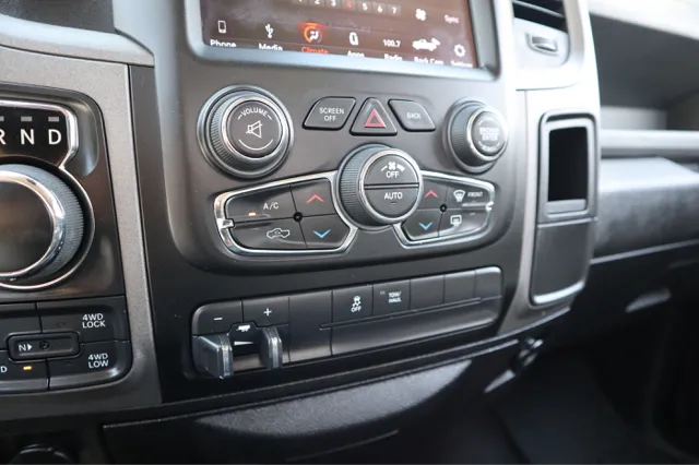 2019 Ram 1500 Classic Tradesman photo 17