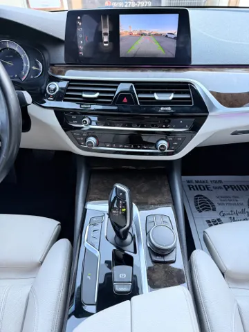 2017 BMW 5 Series 530i - Photo 35