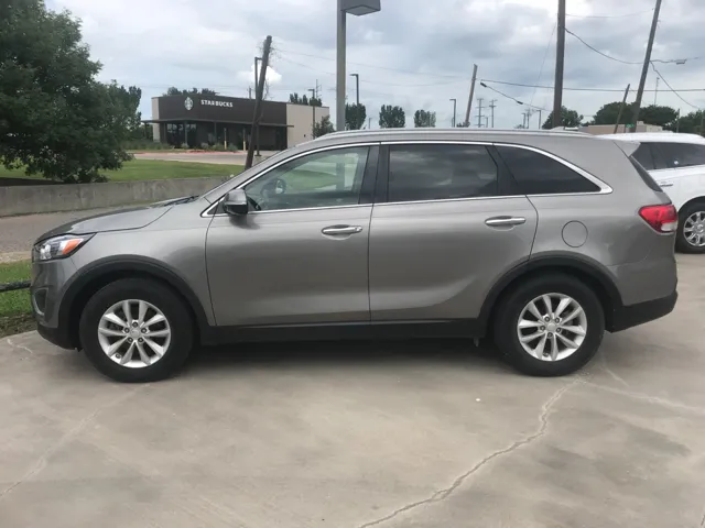 2018 Kia Sorento LX AT's photo