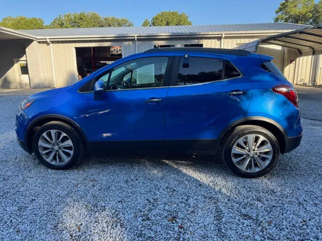 2017 Buick Encore Essence's photo