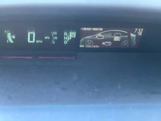 2014 Toyota Prius Four - Photo 13