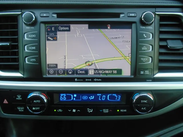 2019 Toyota Highlander SE - Photo 69
