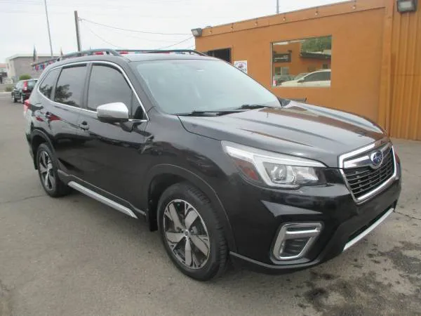 2020 Subaru Forester Touring's photo