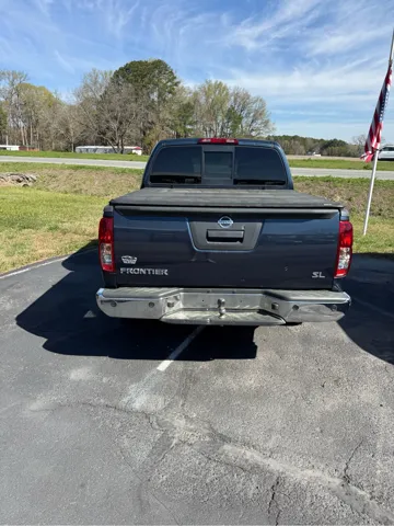 2019 Nissan Frontier SL - Photo 8