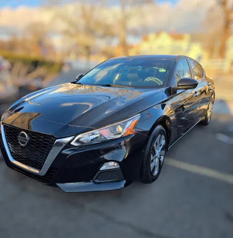 2020 Nissan Altima S's photo