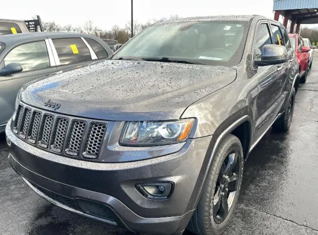 2015 Jeep Grand Cherokee Altitude's photo