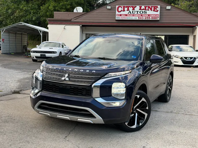 2023 Mitsubishi Outlander SE