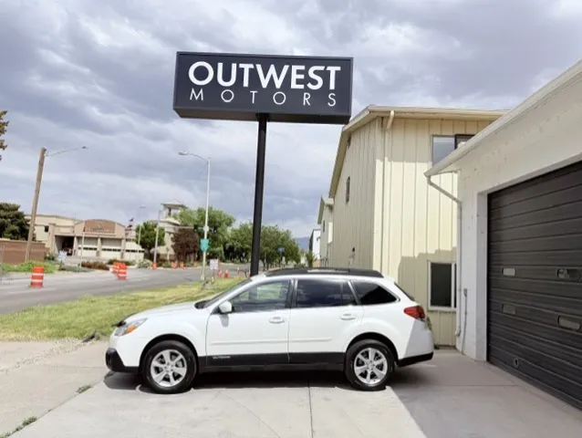 2013 Subaru Outback 2.5i Limited CVT's photo