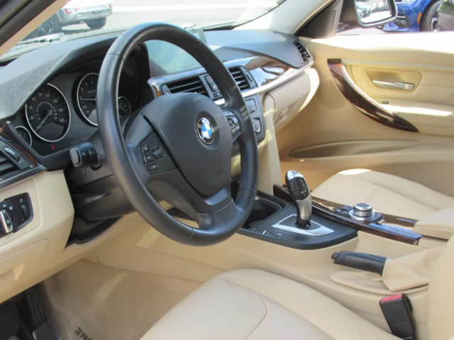 2013 BMW 3 Series 328i - Photo 22
