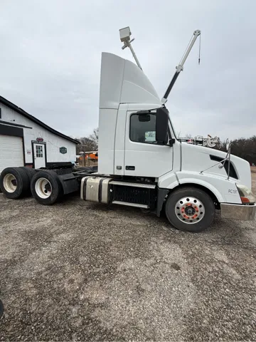 2012 Volvo VN - Photo 3