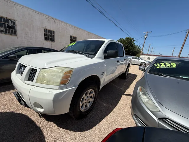 2004 Nissan Titan XE