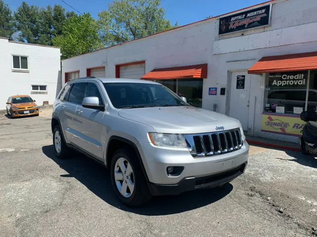 2011 Jeep Grand Cherokee Laredo 4WD's photo